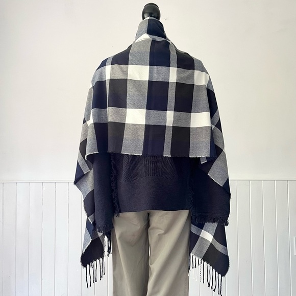 Plush Ultra Soft Plaid Fringed Scarf - Picture 5 of 9